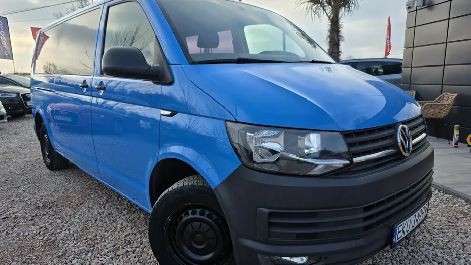 VOLKSWAGEN Transporter -
