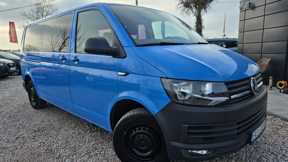 VOLKSWAGEN Transporter -