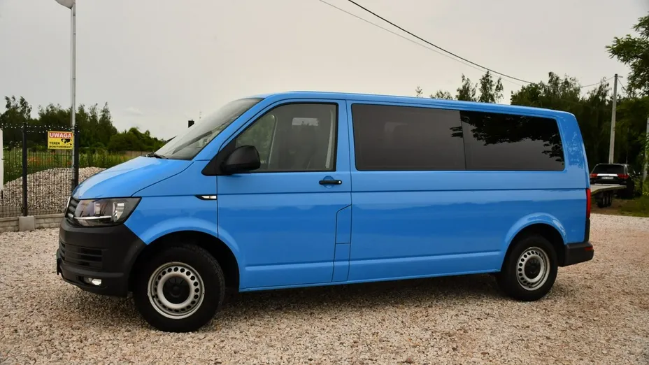 VOLKSWAGEN Transporter -