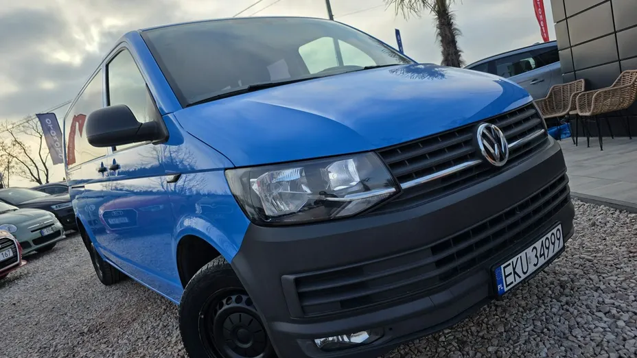 VOLKSWAGEN Transporter -