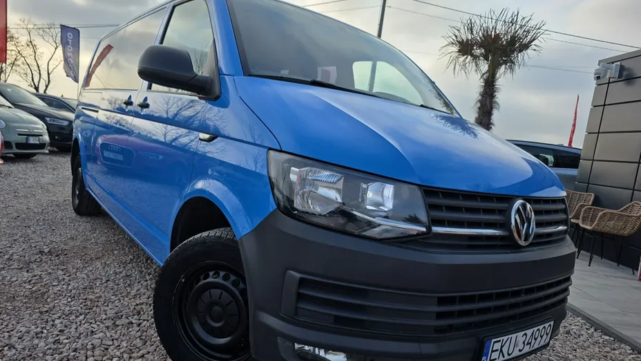 VOLKSWAGEN Transporter -