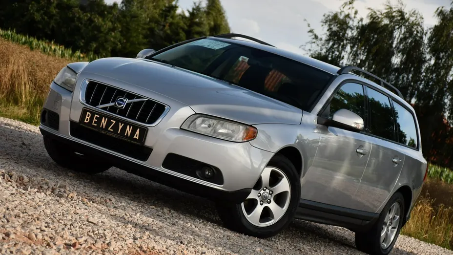 VOLVO V70 -