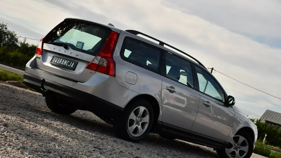 VOLVO V70 -