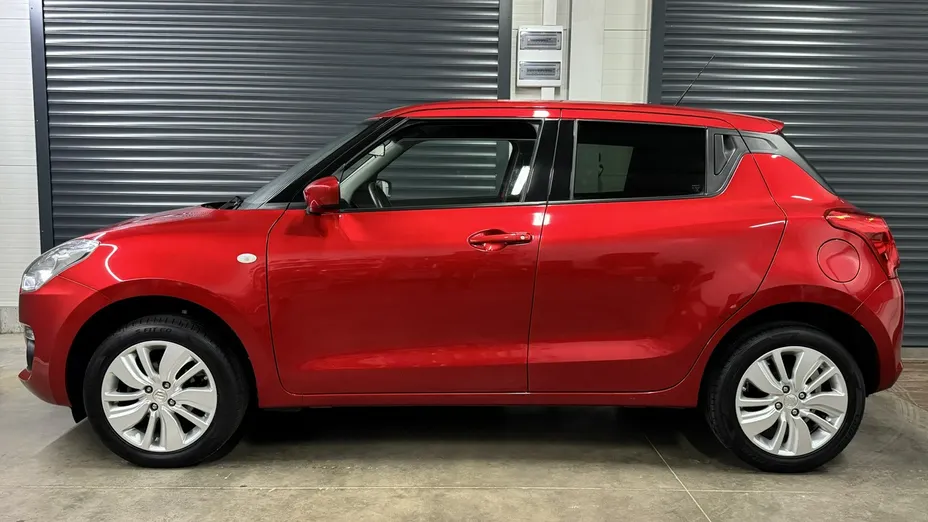 SUZUKI Swift -
