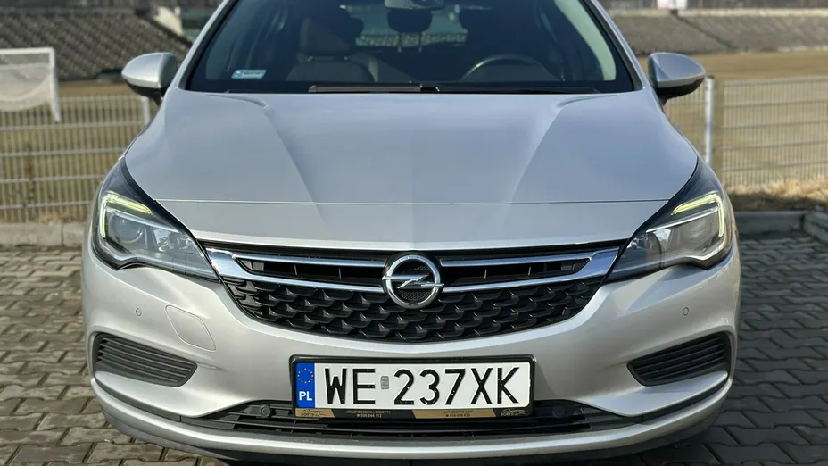 OPEL Astra -
