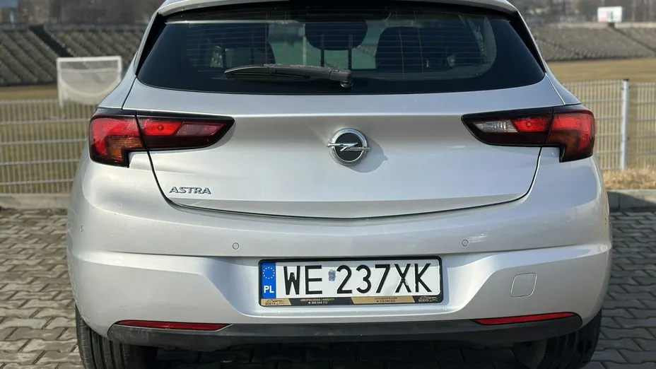 OPEL Astra -