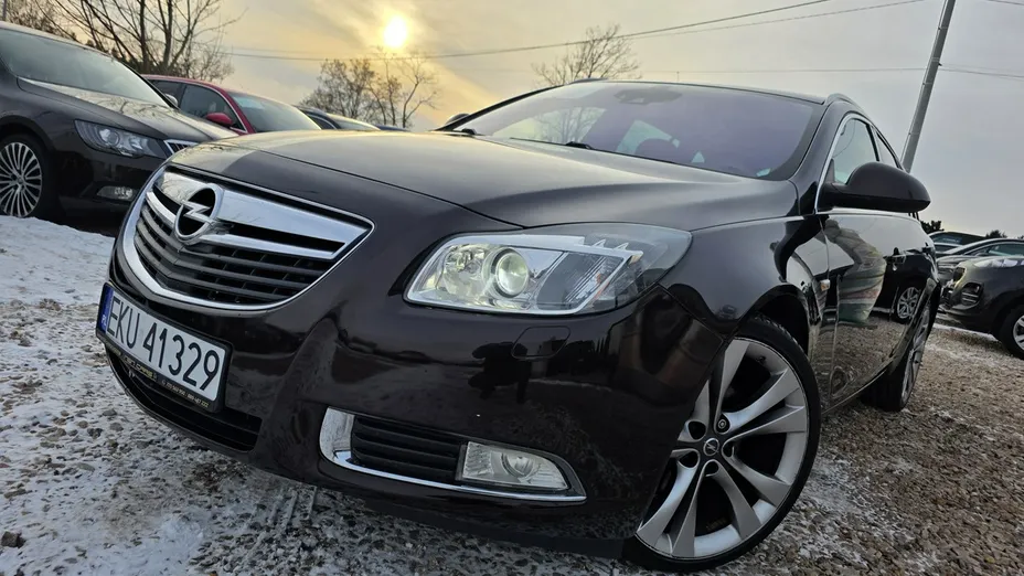 OPEL Insignia -
