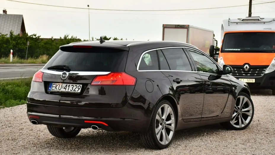 OPEL Insignia -