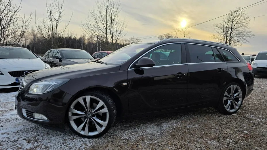 OPEL Insignia -