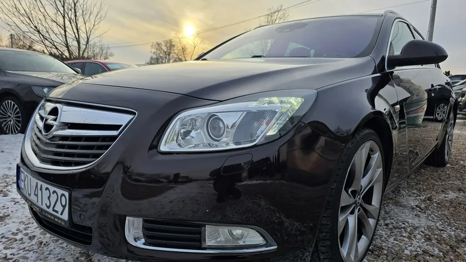 OPEL Insignia -