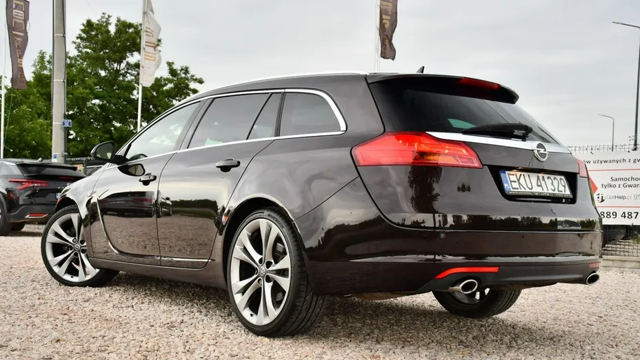 OPEL Insignia -