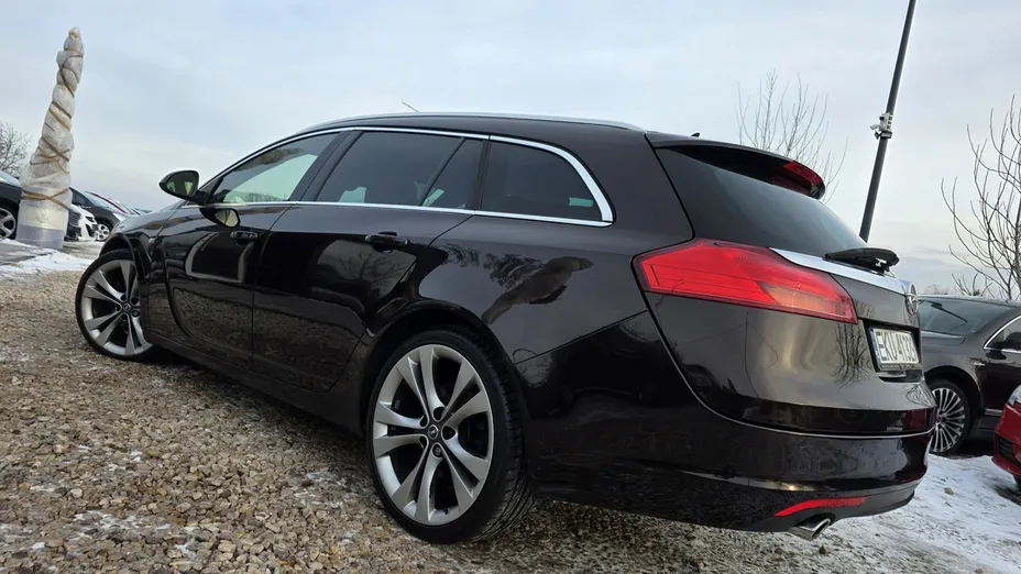 OPEL Insignia -