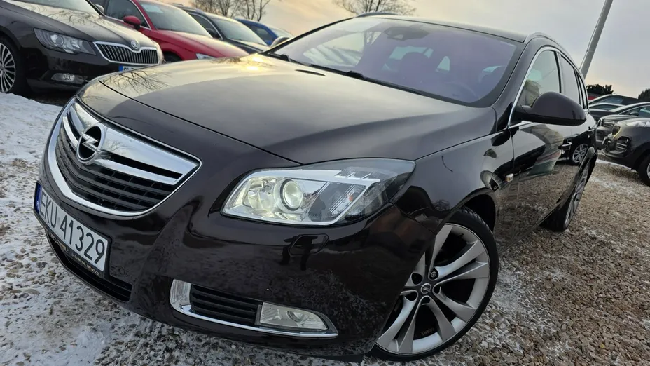 OPEL Insignia -