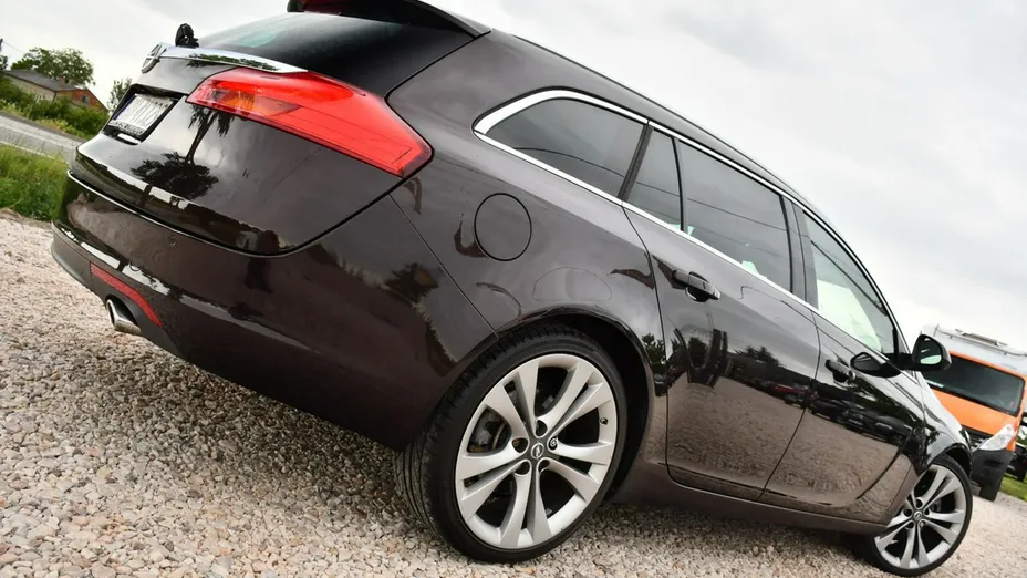 OPEL Insignia -