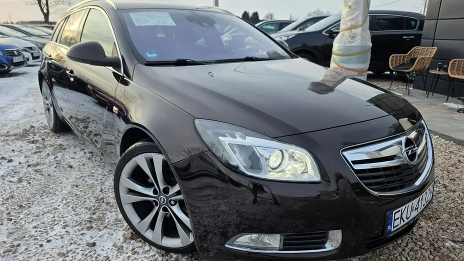 OPEL Insignia -