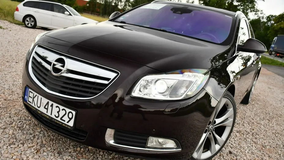 OPEL Insignia -