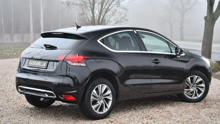 CITROEN DS4 -
