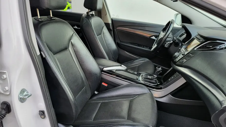 HYUNDAI i40 -