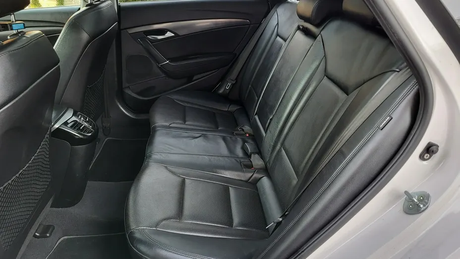HYUNDAI i40 -