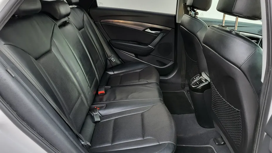 HYUNDAI i40 -