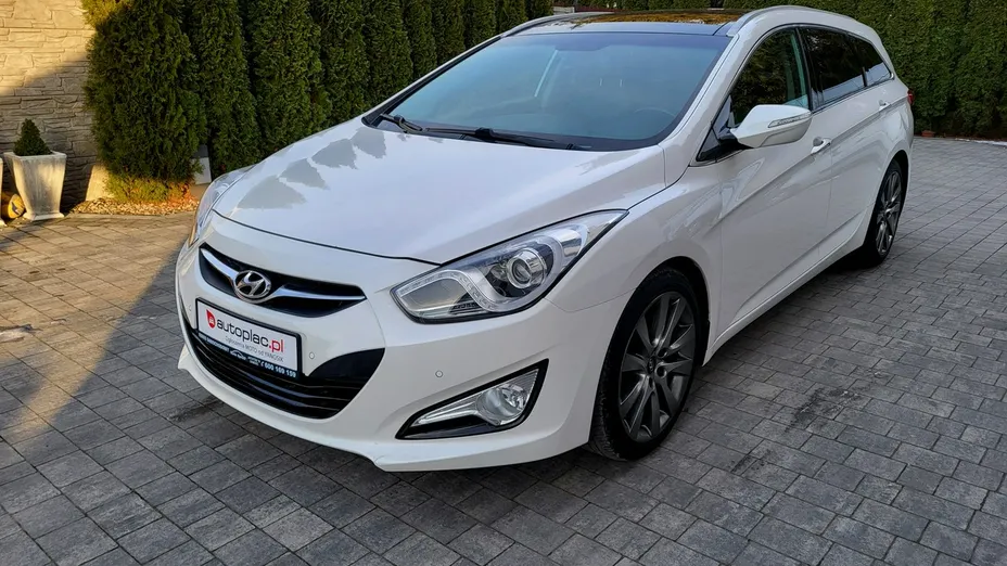 HYUNDAI i40 -
