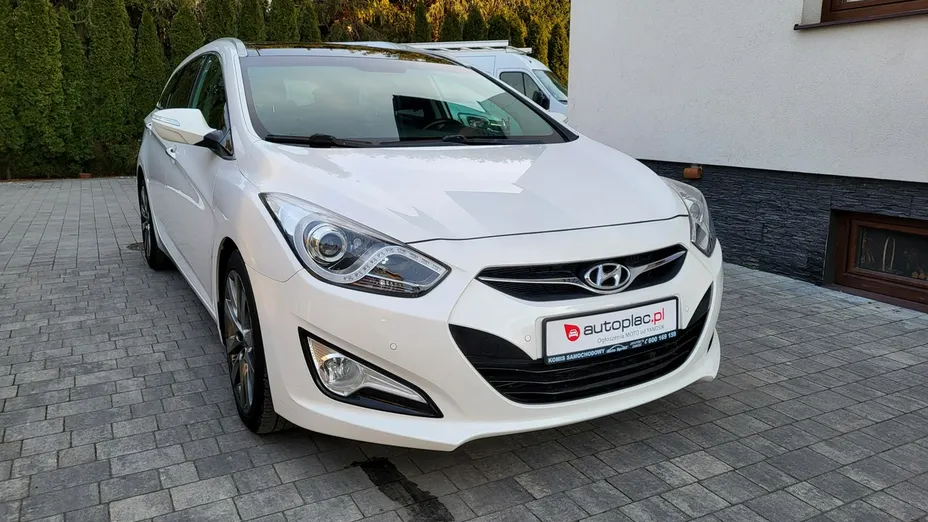 HYUNDAI i40 -