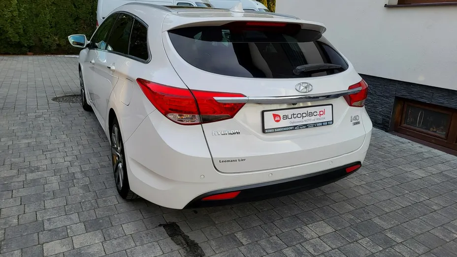 HYUNDAI i40 -
