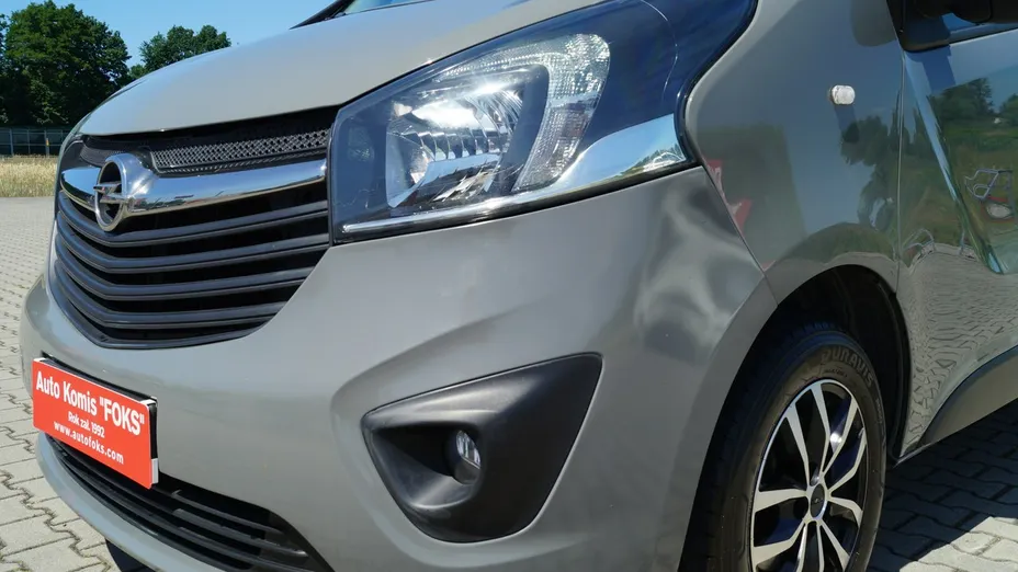OPEL Vivaro -