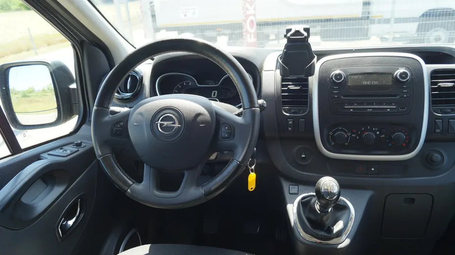 OPEL Vivaro -