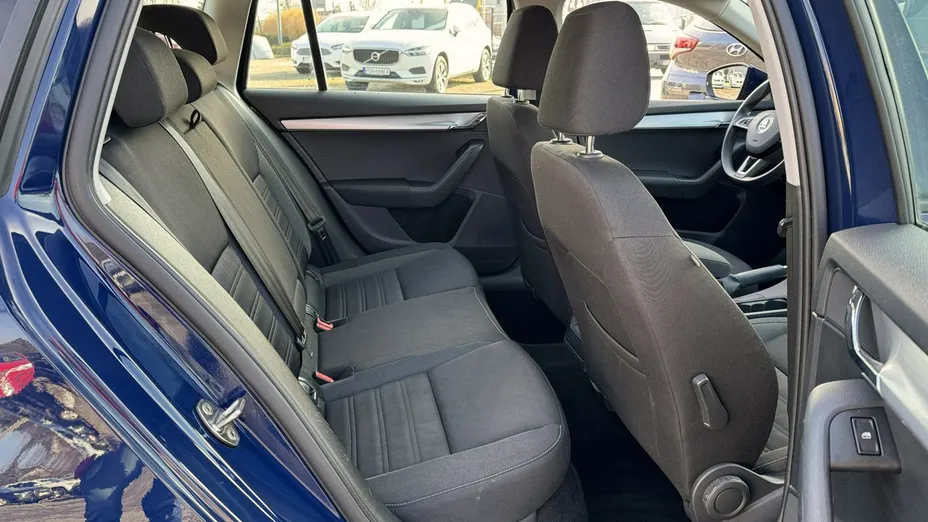 SKODA Octavia -
