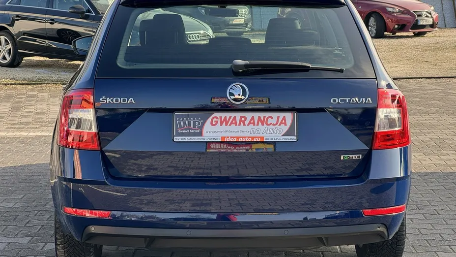 SKODA Octavia -