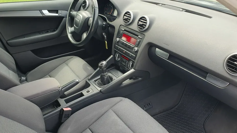 AUDI A3 -