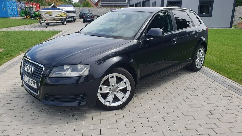AUDI A3 -
