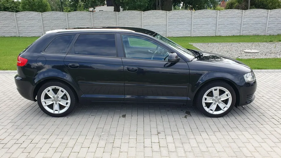 AUDI A3 -
