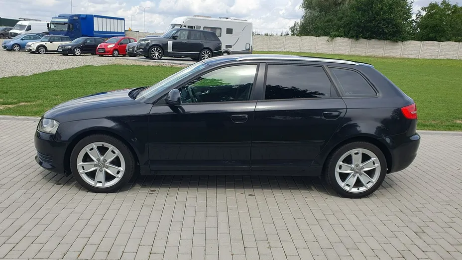 AUDI A3 -