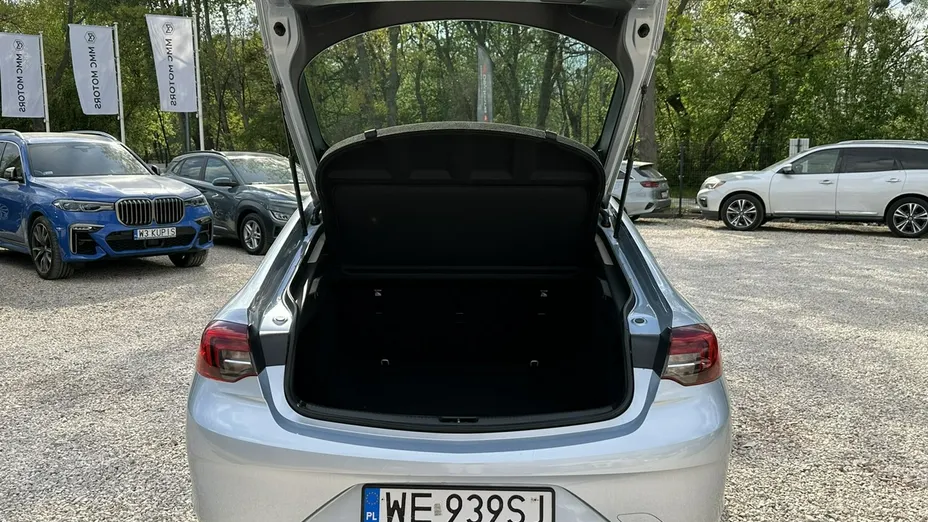 OPEL Insignia -