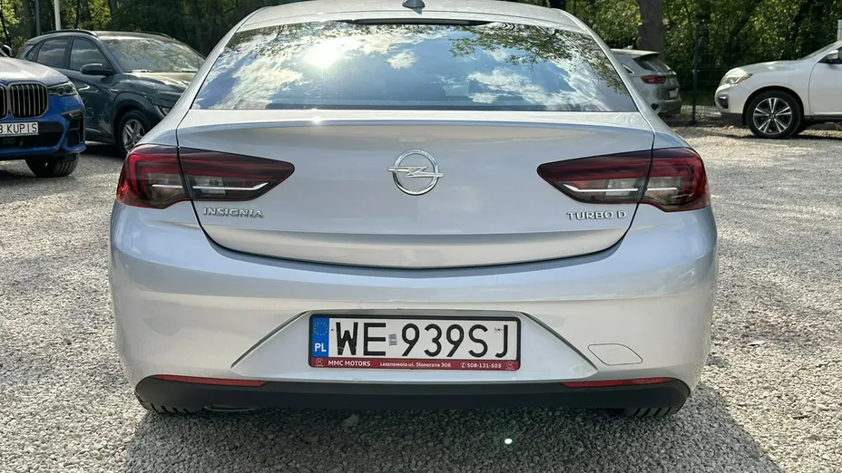 OPEL Insignia -