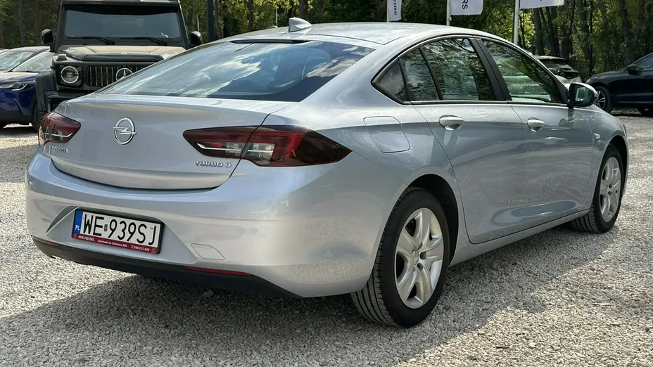 OPEL Insignia -