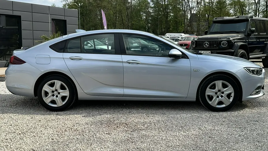 OPEL Insignia -