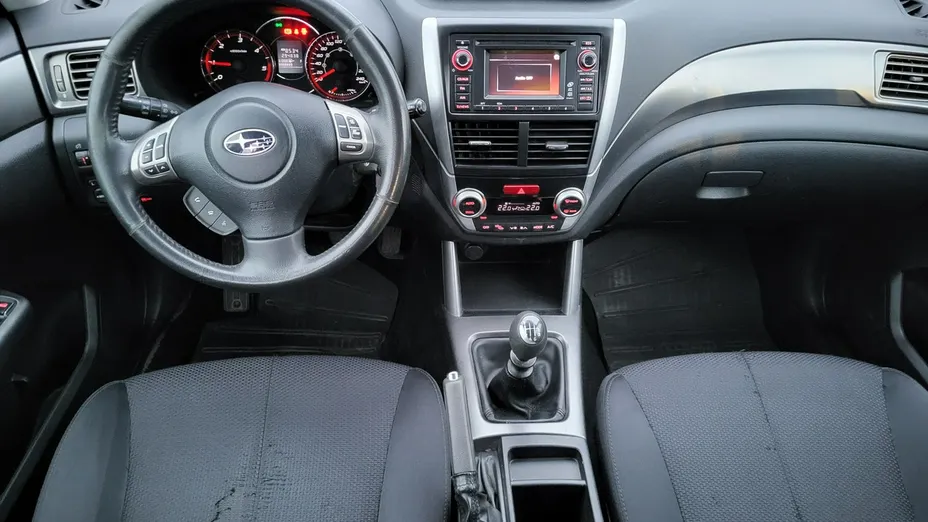 SUBARU Forester -