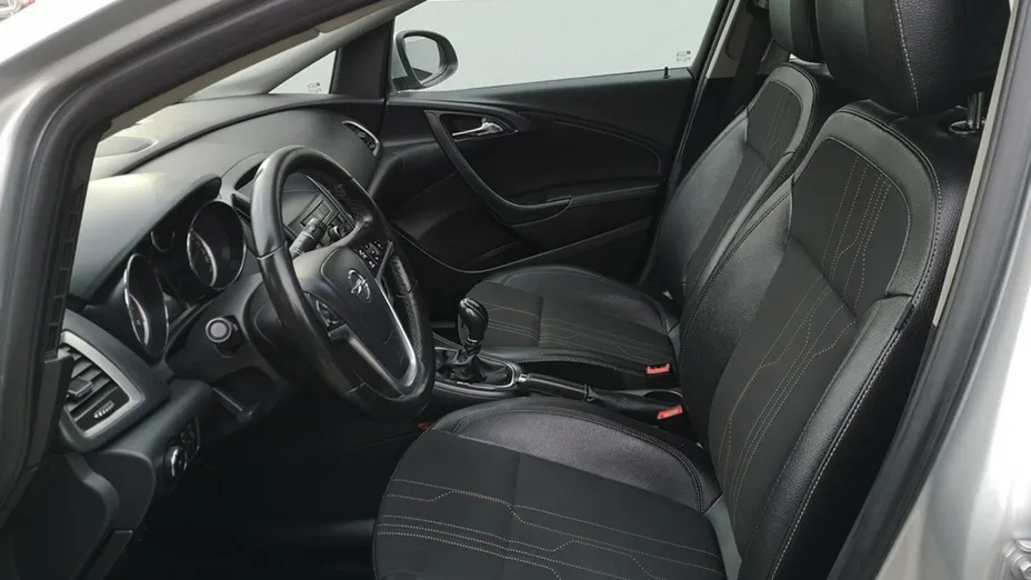 OPEL Astra -