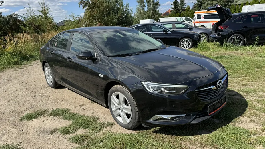 OPEL Insignia -