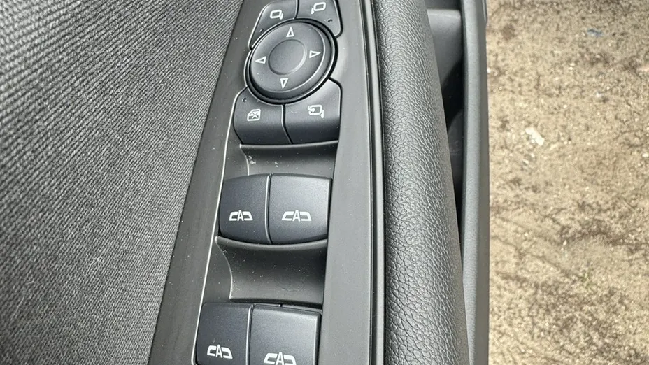 OPEL Insignia -