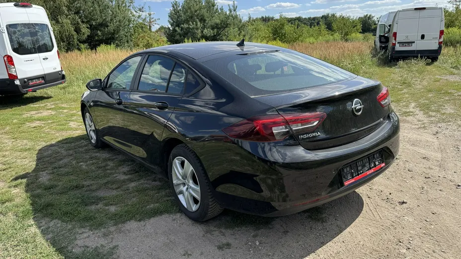 OPEL Insignia -