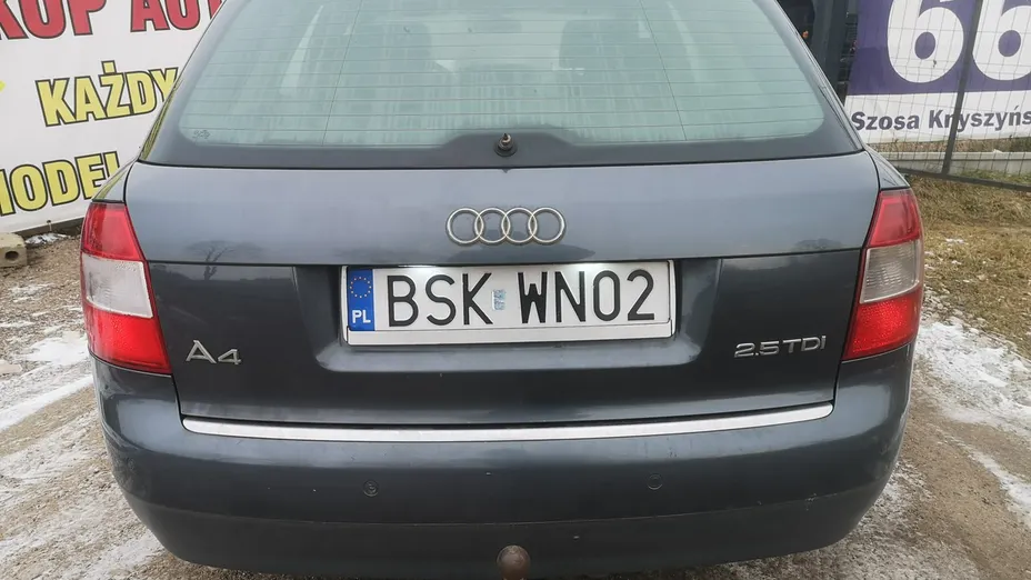 AUDI A4 -