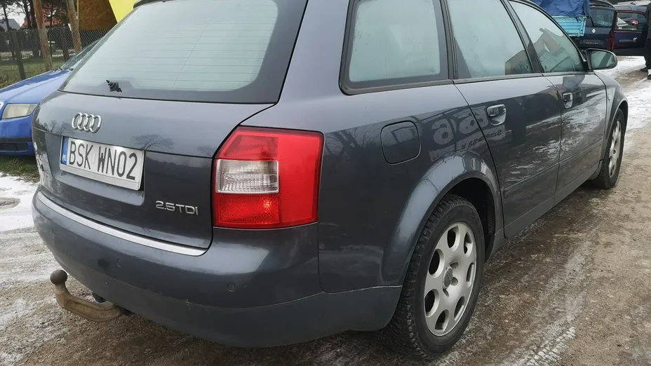 AUDI A4 -