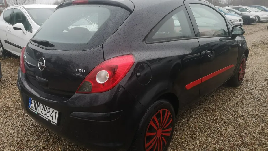 OPEL Corsa -