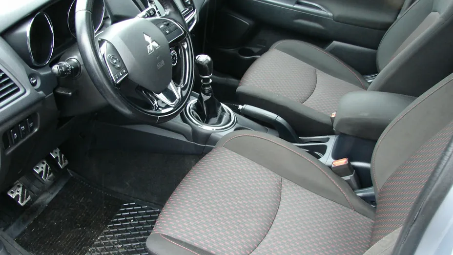 MITSUBISHI ASX -