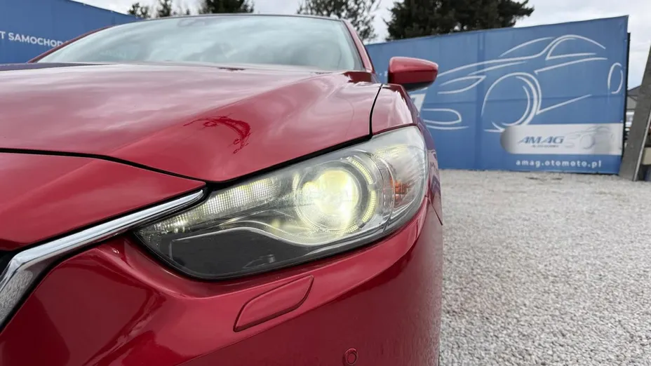 MAZDA 6 -