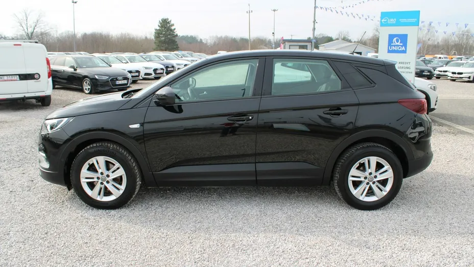 OPEL Grandland X -
